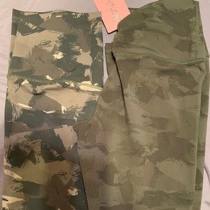 Brand new colorfulkoala full length leggings